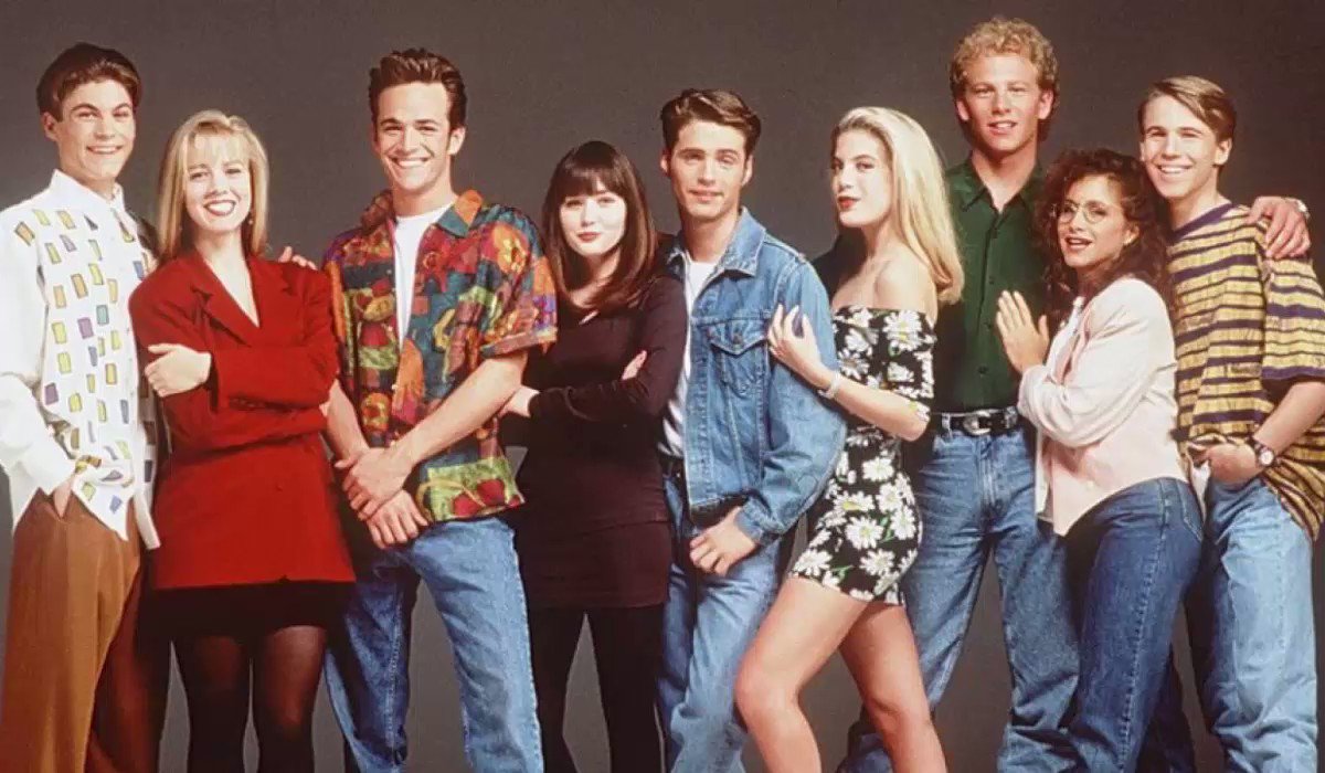 retrochenta on Twitter: "Hoy hace 30 años que se en EEUU "Beverly Hills, una de las grandes series juveniles de los 90'. Aquí la conocimos como "Sensación de vivir". https://t.co/Yk1r4rA4IB" /