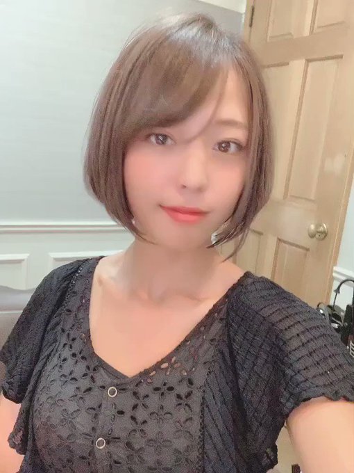 グラビアアイドル吉野七宝実のTwitterエロ動画1