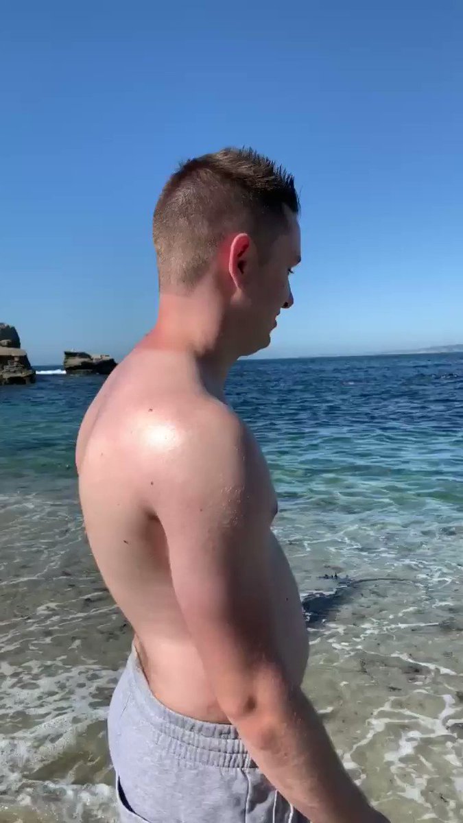 mia (@mia_edwards) on Twitter photo 2019-10-06 21:47:29 here’s live footage of michael and i minding our own business until A SEA LION CAME CHARGING AT US FROM THE OCEAN. enjoy here’s live footage of michael and i minding our own business until A SEA LION CAME CHARGING AT US FROM THE OCEAN. enjoy
