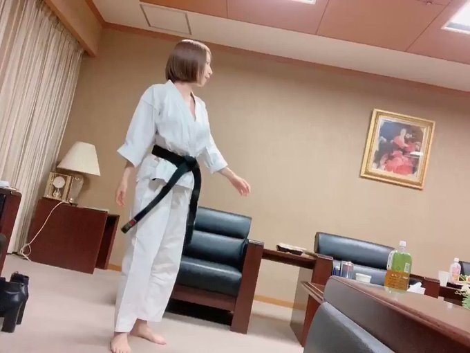 グラビアアイドル清水あいりのTwitterエロ動画15