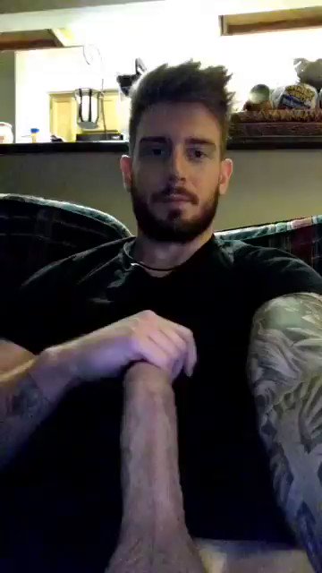 THE BIGGEST COCK EVER?? @jay_55k ???MY FAVORITE XXL STALLION! SO BIG!!??
.
.
@new_gaywanking @musculoduroblog