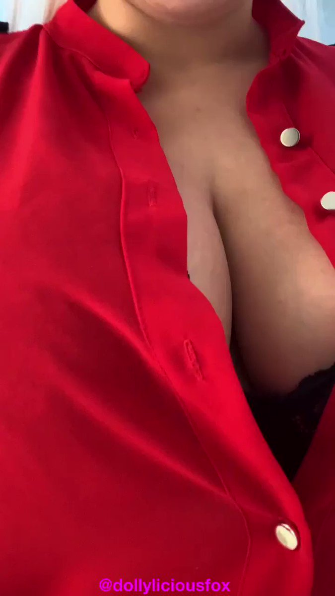 Model - Dolly Fox dildo