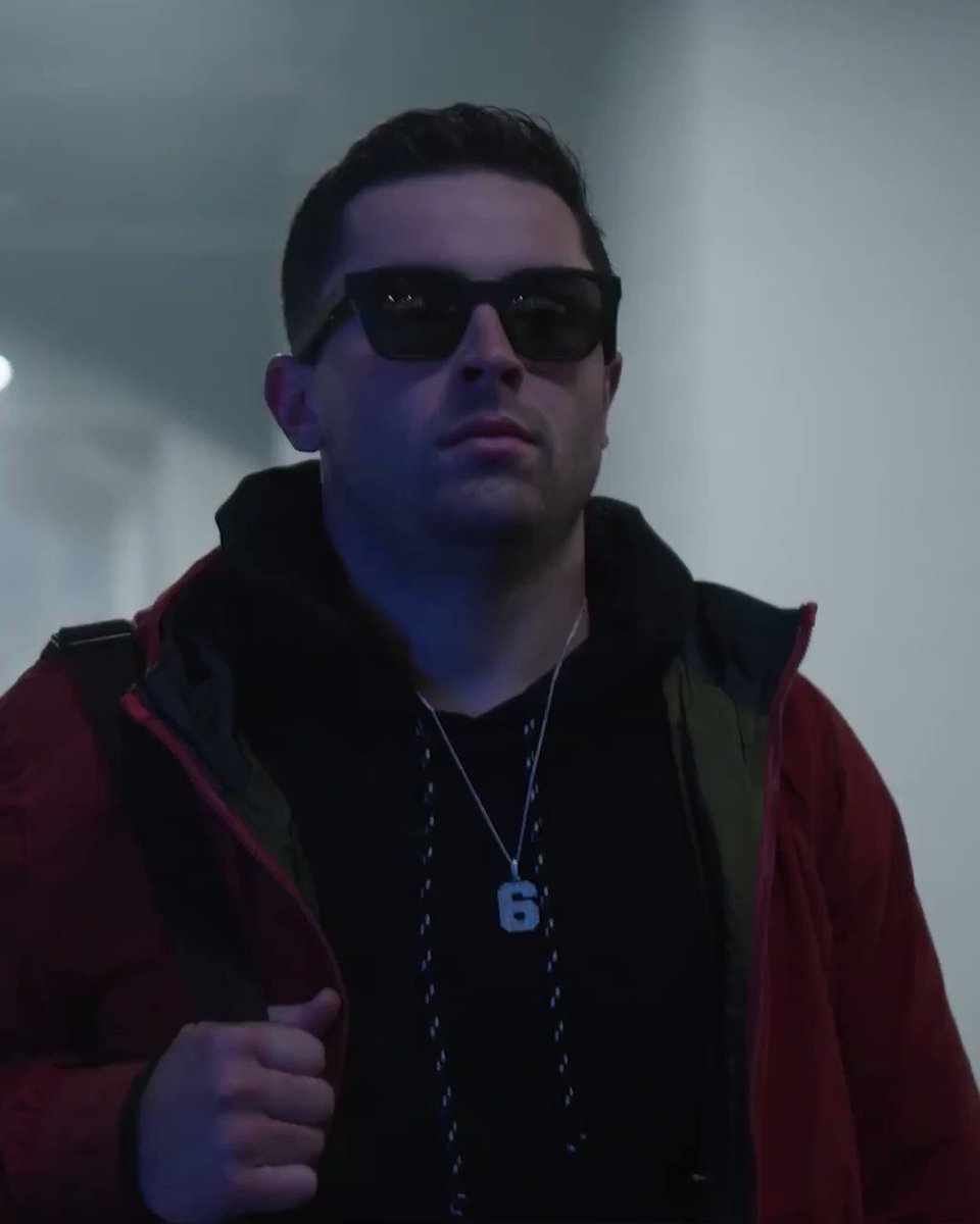 .@bakermayfield is heads up, hands free and ready for #MNF. #BoseFrames 🕶️🎵 https://bose.life/33aC0PF