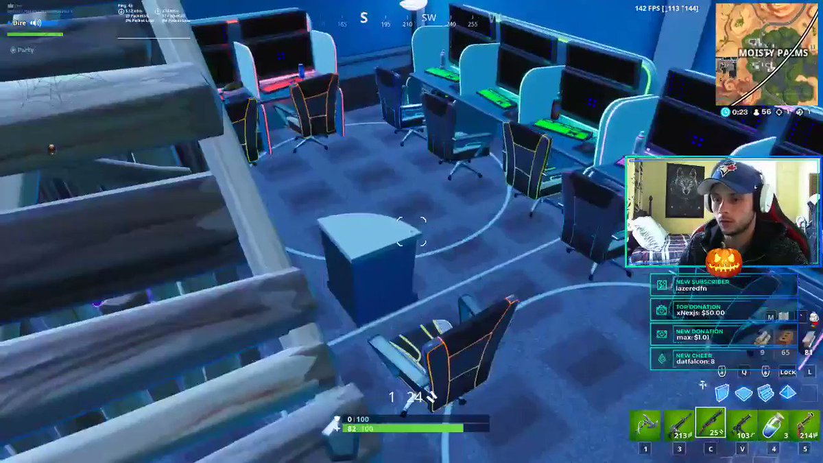 Never trust a garbage can in moisty palms
