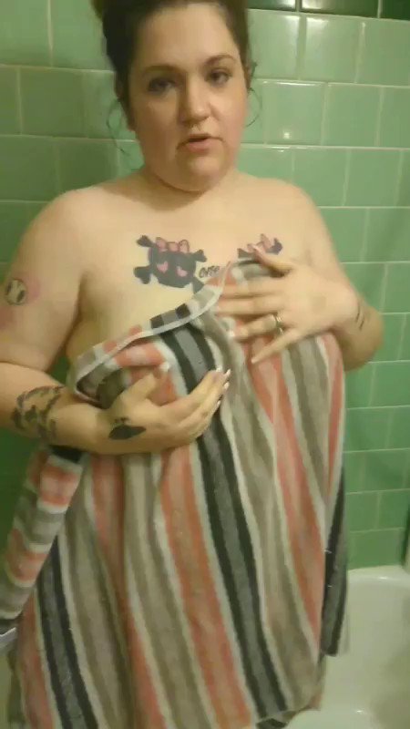 Model - Wyntr_Kage BBW