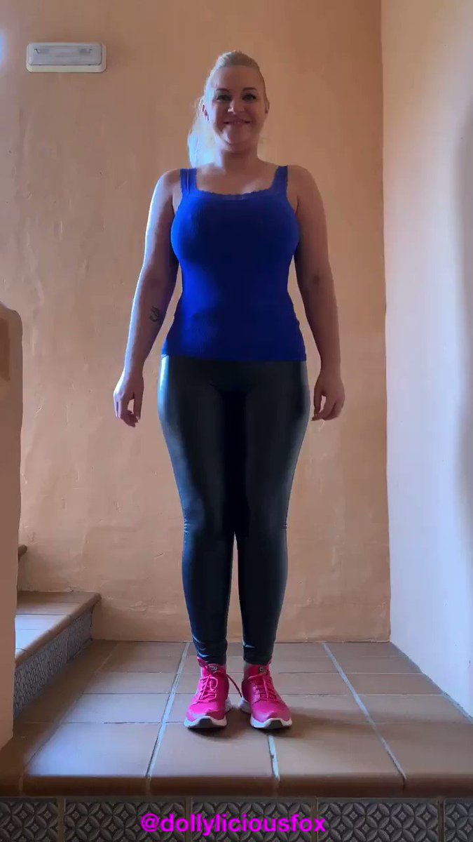 Model - Dolly Fox latex