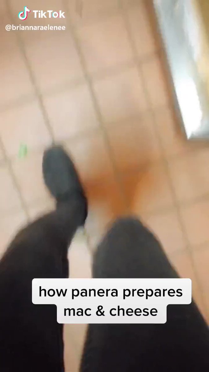 Apparently, this is how Panera Bread prepares the mac and cheese. (via TikTok) https://t.co/jUv47TYBhm