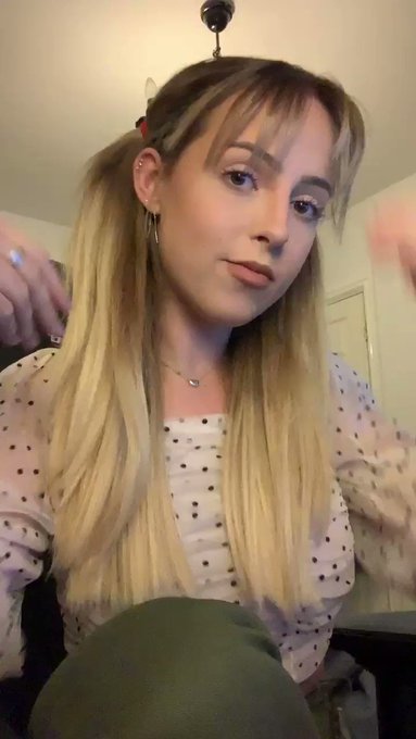 I&rsquo;m a bit of a chameleon me believes https://t.co/XQ2AELHjrI<a href="/tag/newprofilepic"class="tags"><span>#newprofilepic</span></a>