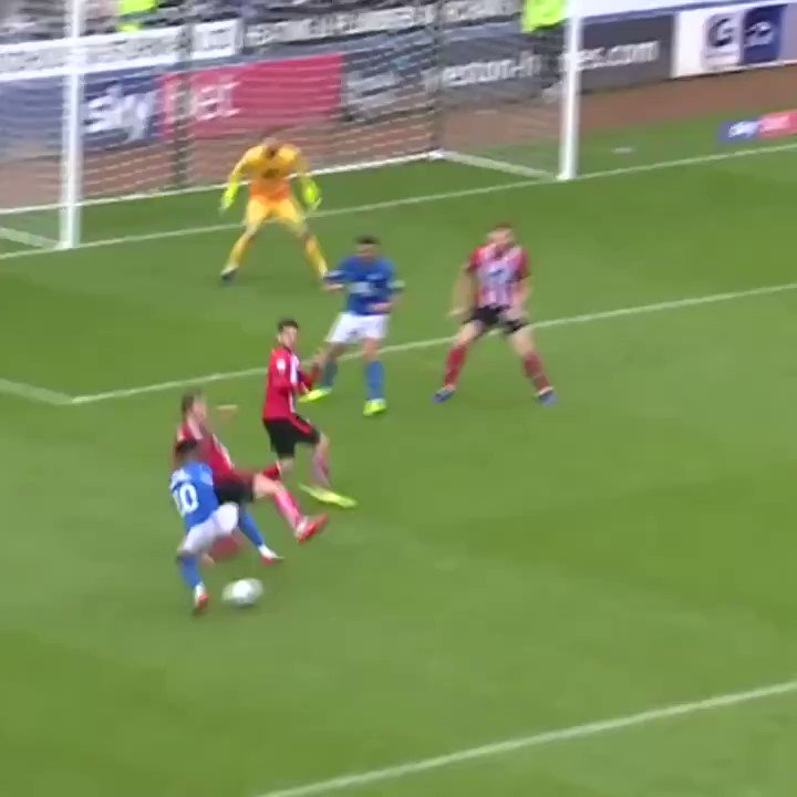 Sky Bet League One (@SkyBetLeagueOne) on Twitter photo 2019-10-13 21:43:29 ๐ Have you ever seen a ball hit this hard?! โฝ๏ธ๐ฅ #EFL | @theposhofficial ๐ Have you ever seen a ball hit this hard?! โฝ๏ธ๐ฅ #EFL | @theposhofficial