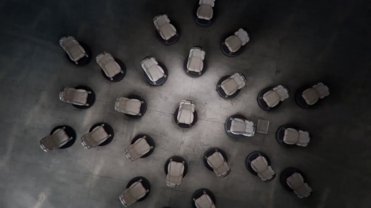 Perfección, no menos. Es la experiencia que los asientos de #LincolnContinental te ofrecen. Conoce toda su tecnología: https://t.co/SFWEV9JJpi https://t.co/GIsKGveJ0L