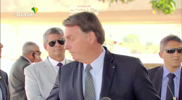- Qual o papel da imprensa?- Por que só notícia ruim ou fofoca?- Peço compartilhar.
