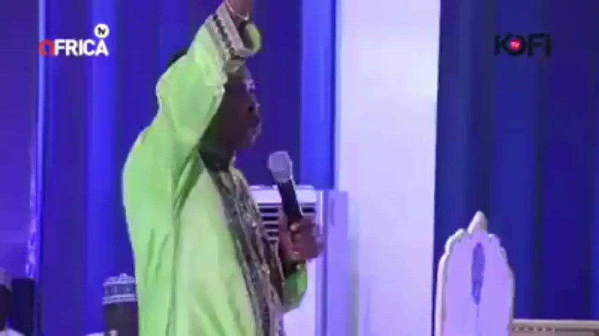 This Ghanaian Pastor has watched too many π³π¬Pastors. So overconfidence catch amChale Bobby Brown haircut they are not coming.