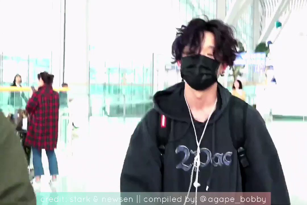 When youβre late but still want to greet everyone .... Bobby π