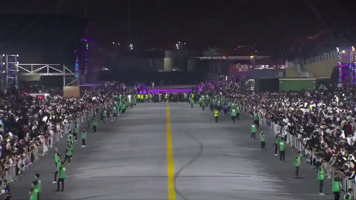 السعودية تلفت أنظار العالم ..موسم الرياض "حدث سياحي بقالب احترافي"..#مسيره_موسم_الرياض.