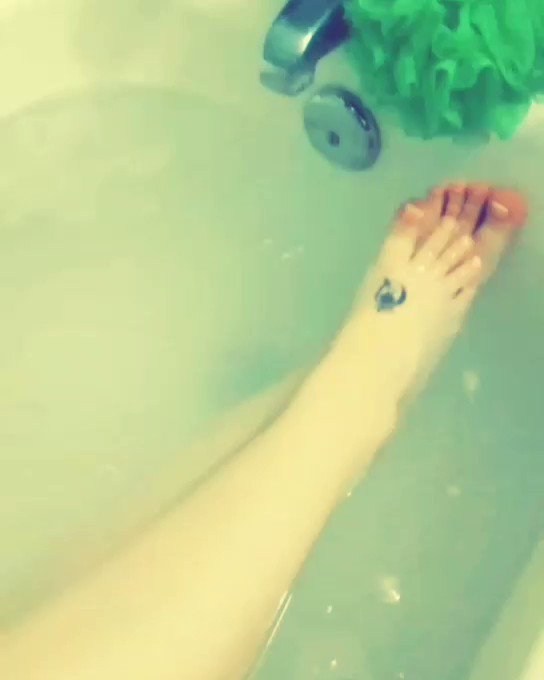 Model - Wyntr_Kage couple