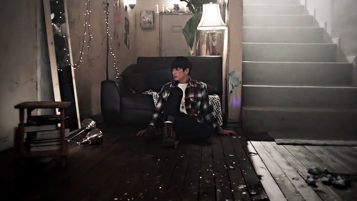 Bts эра hyyh. Bts run клип. Bts run гифки. Bts эра hyyh. 'run' mv.