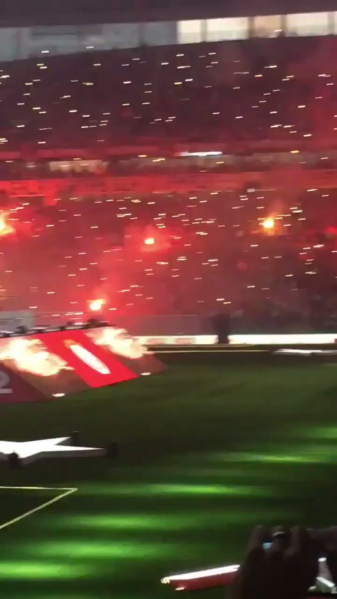Unutamadımmmmm.... ❤
#Müslüm babayı sevgiyle, saygıyla ve rahmetle anıyoruz..
#aşk ❤ #Galatasaray 💛❤