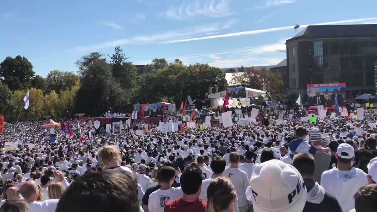 @GoPSUsports's photo on Lee Corso