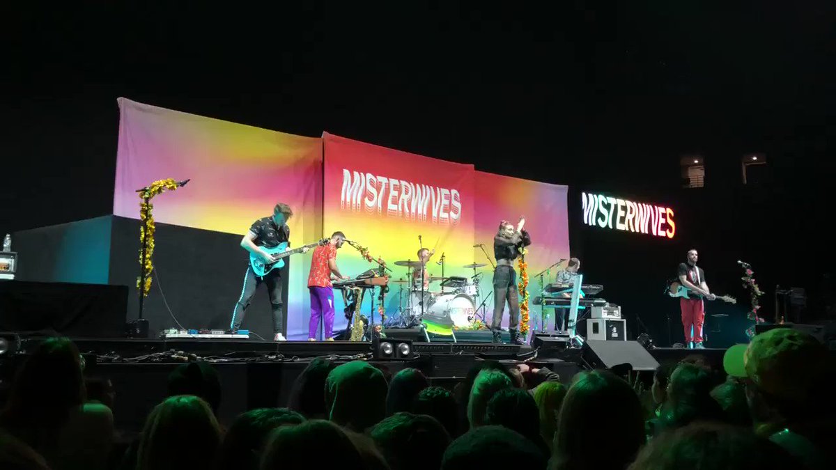 @MisterWives did AMAZING opening for @twentyonepilots in State College!! #misterwives #twentyonepilots #brycejordancenter #banditotour – at Bryce Jordan Center