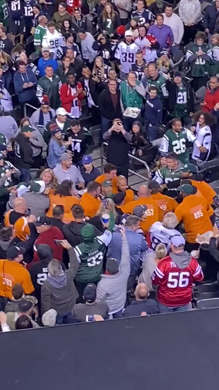 Barstool Sports on Twitter "Jets fans putting up more of a fight than