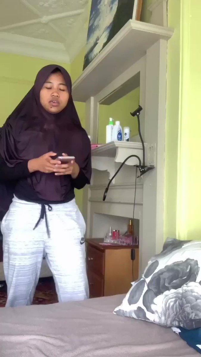 Ratu Kuman 🦠 (@Helenjunet) on Twitter photo 2019-10-24 04:51:33 Aku butuh lebih om! Aku butuh lebih om!