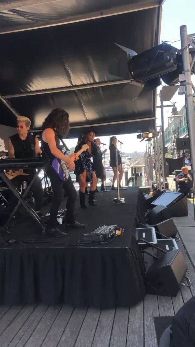 It was an honour to perform for the annual @SonyFoundation Australia Wharf4Ward event yesterday β¨ $1.52m was raised for the Sony Foundation YouCan Initiative! https://t.co/Jo6CS7gPRi