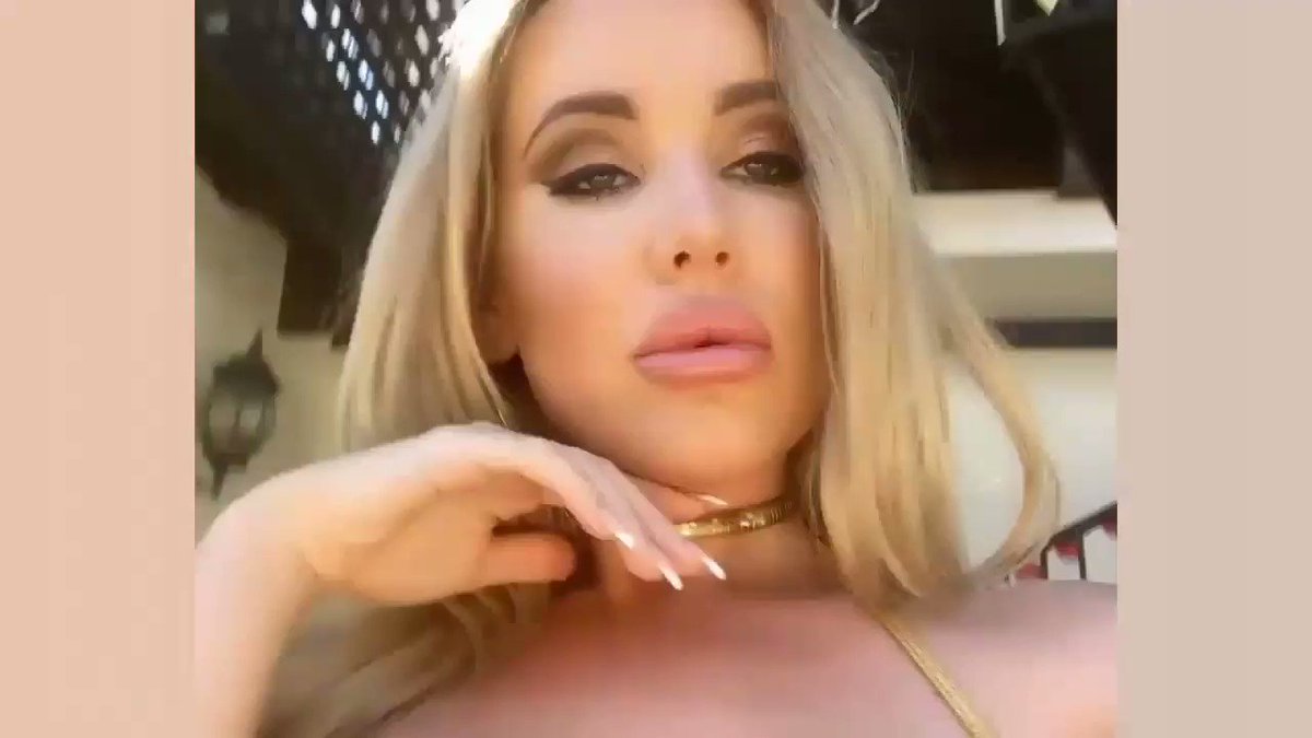 Savannah bond bts