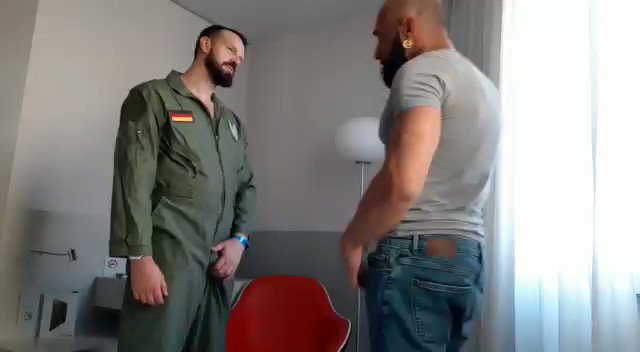 Two big cock in action and cumming together full video in https://t.co/M4uOBmUdKq with @GIANNIMAGGIObig