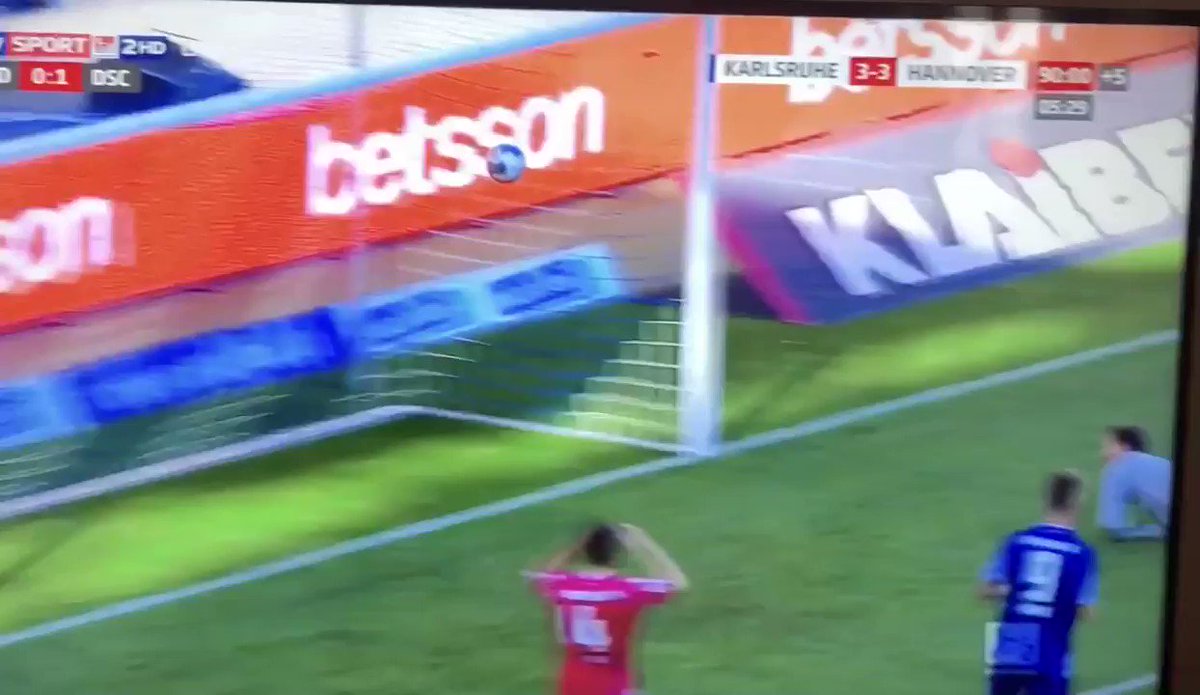 Footy Humour (@FootyHumour) on Twitter photo 2020-05-28 18:08:37 What a hit! πππ What a hit! πππ