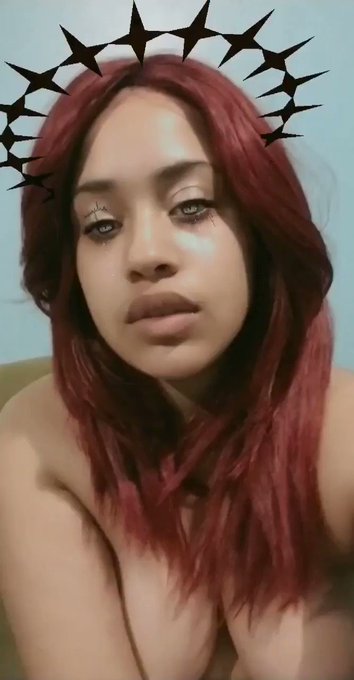 Your dark Queen has a message for you tonight. 🌌 https://t.co/ivgmAE0hsA