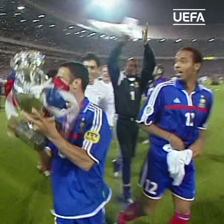   EURO 2000  Happy birthday, ambassador & former winner Robert Pires! | 