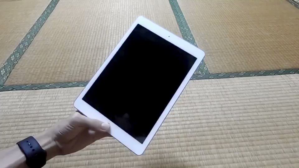 iPadがただの枠組みに！？誰でもできそうなやり方がかかれているが・・・？