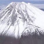 ニコ生で雪山登山していた男性と思われる人物の遺体を発見