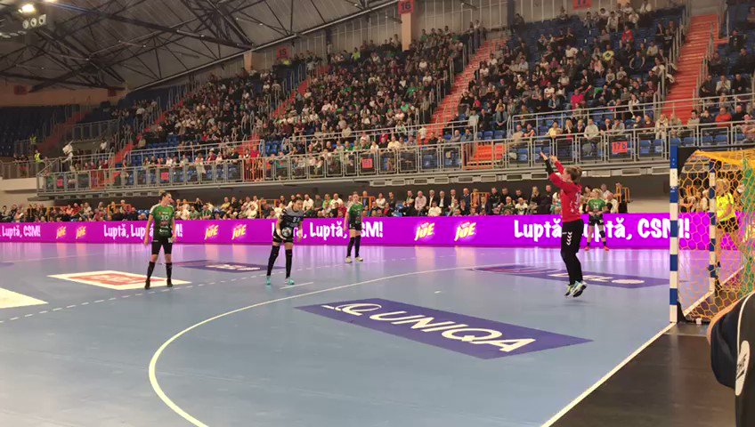 28-19 win against @mkslublin! Congrats girls! 1st in Group B of DELO WOMENโS @ehfcl. Gr8 comeback for @CrisNeagu8! ๐๐๐
#CSMBucuresti #OrasulTau #EchipaTa #Ehfcl #LUBBUC
