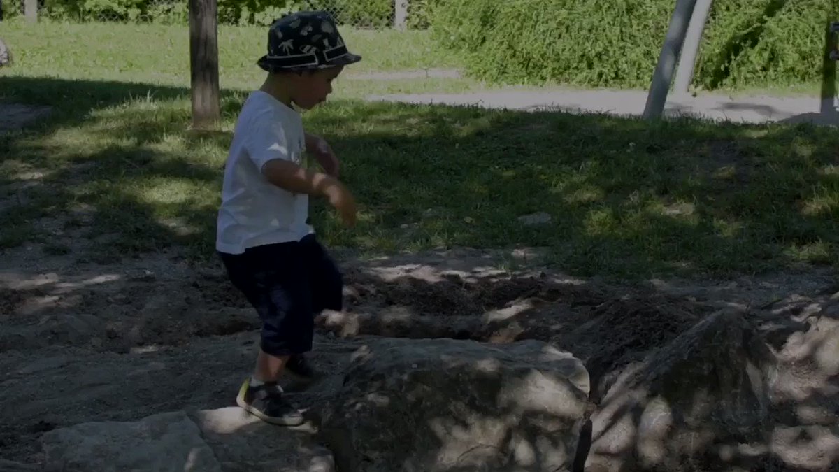 Setze mit THE LINE ein sichtbares Zeichen gegen Abgrenzung, Protektionismus und Fremdenfeindlichkeit.#Imagefilm #Werbefilm #Filmproduktion #Bodensee #Unternehmensfilm #film #Werbeagentur #4K #BMPCC6K #Storytelling #Onlinewerbung #Schnitt #Farbbearbeitung