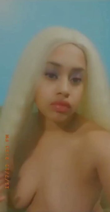 Some tiddies for y'all on this lovely night ❤ https://t.co/yW91QUseF1