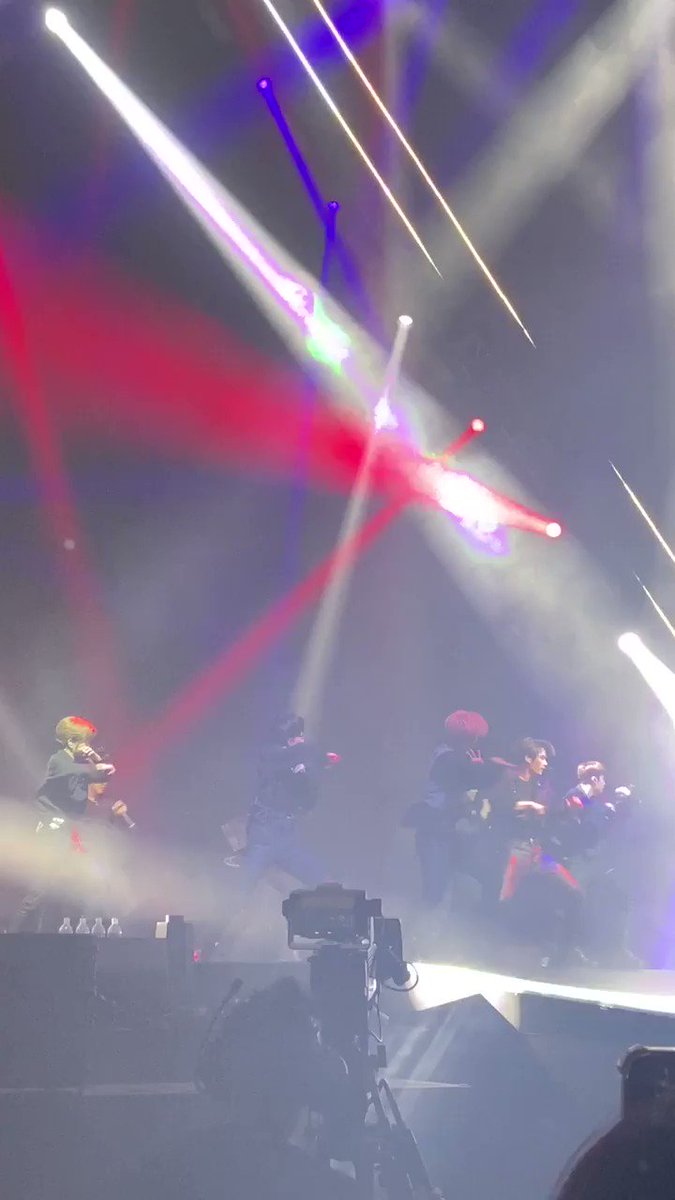 earl 🐺 | 9KZ | 7KON (@forbangchanonly) on Twitter photo 2019-11-10 21:12:53 I ONLY NOTICED THIS NOW!!! THE AAAAAAH AND HEY! SCREAMS ARE FCKING GONE?!?!?!?! I ONLY NOTICED THIS NOW!!! THE AAAAAAH AND HEY! SCREAMS ARE FCKING GONE?!?!?!?!