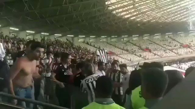 Vídeo incorporado