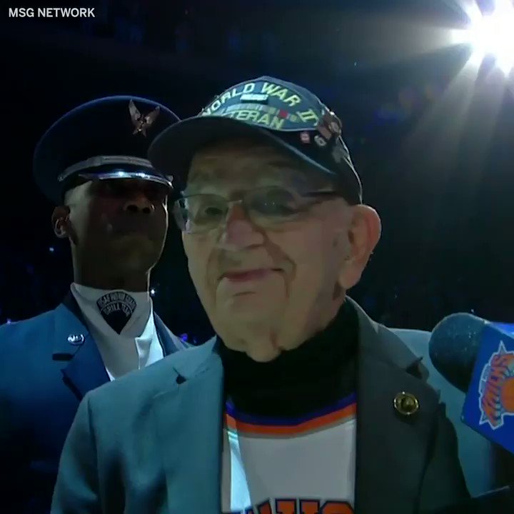 ESPN (@espn) on Twitter photo 2019-11-11 05:30:03 96 year-old World War II veteran Pete DuPré played the national anthem on his harmonica before the Knicks game Sunday 🇺🇸 96 year-old World War II veteran Pete DuPré played the national anthem on his harmonica before the Knicks game Sunday 🇺🇸