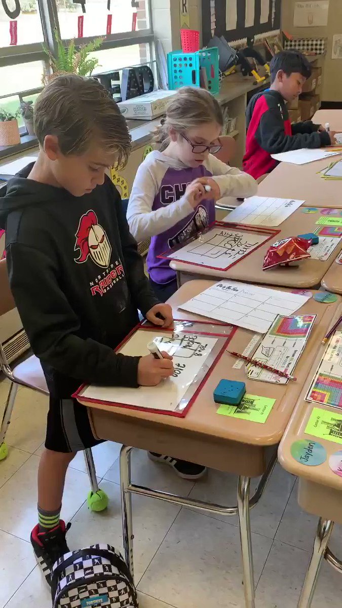 Chelsea Beck (@Miss_C_Beck) on Twitter photo 11/11/2019 16:34:21 The #engagement a little can of whipped cream can create! @KnappElementary The #engagement a little can of whipped cream can create! @KnappElementary