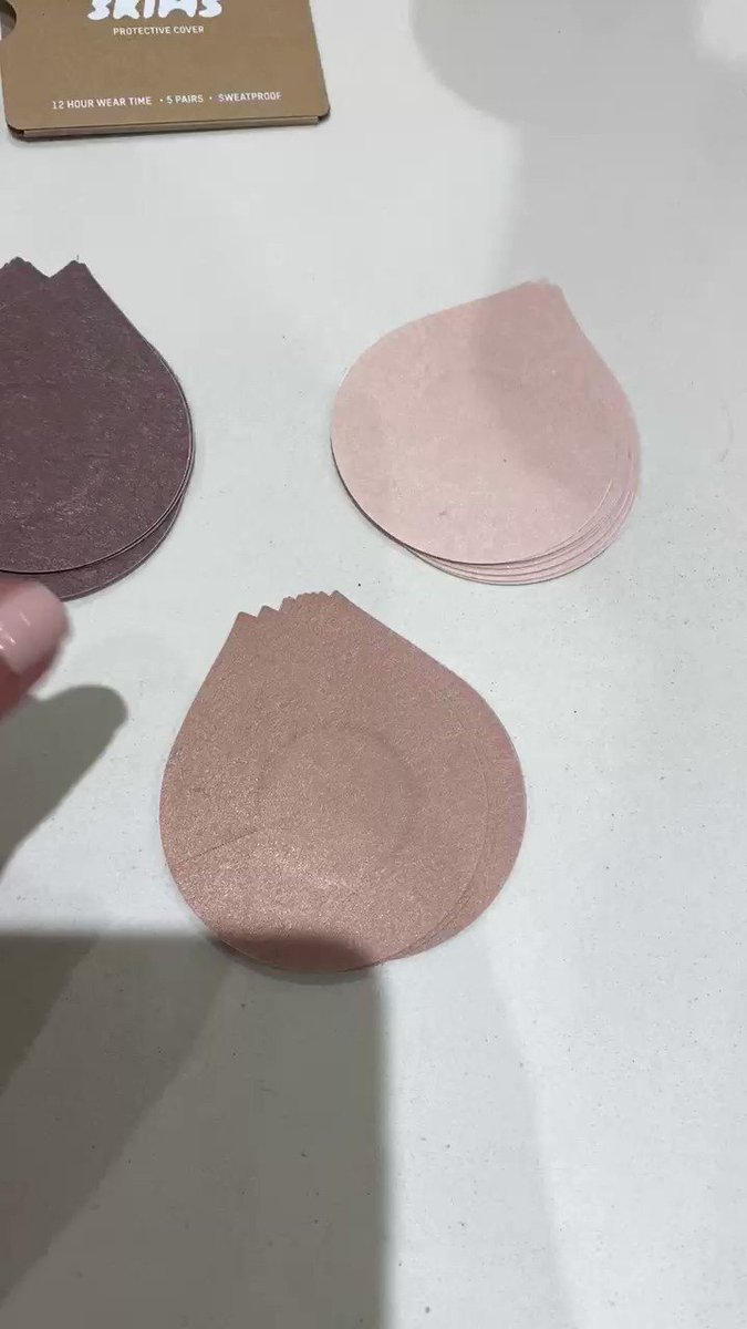 The new @skims collection features my styling solutions for invisible hold, support, coverage and lift, available in 3 colors. Launching 11.14 at 9AM PST / 12PM EST.