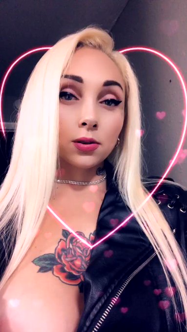 Private Fan Fucks/BTS Footage/Ass JOI/Solo Vids & MORE!!! Watch me get nasty with REGULAR GUYS and hot