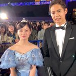 映画「午前0時、キスしに来てよ」のキャスト2人が投げキッス!ファン400人熱狂!