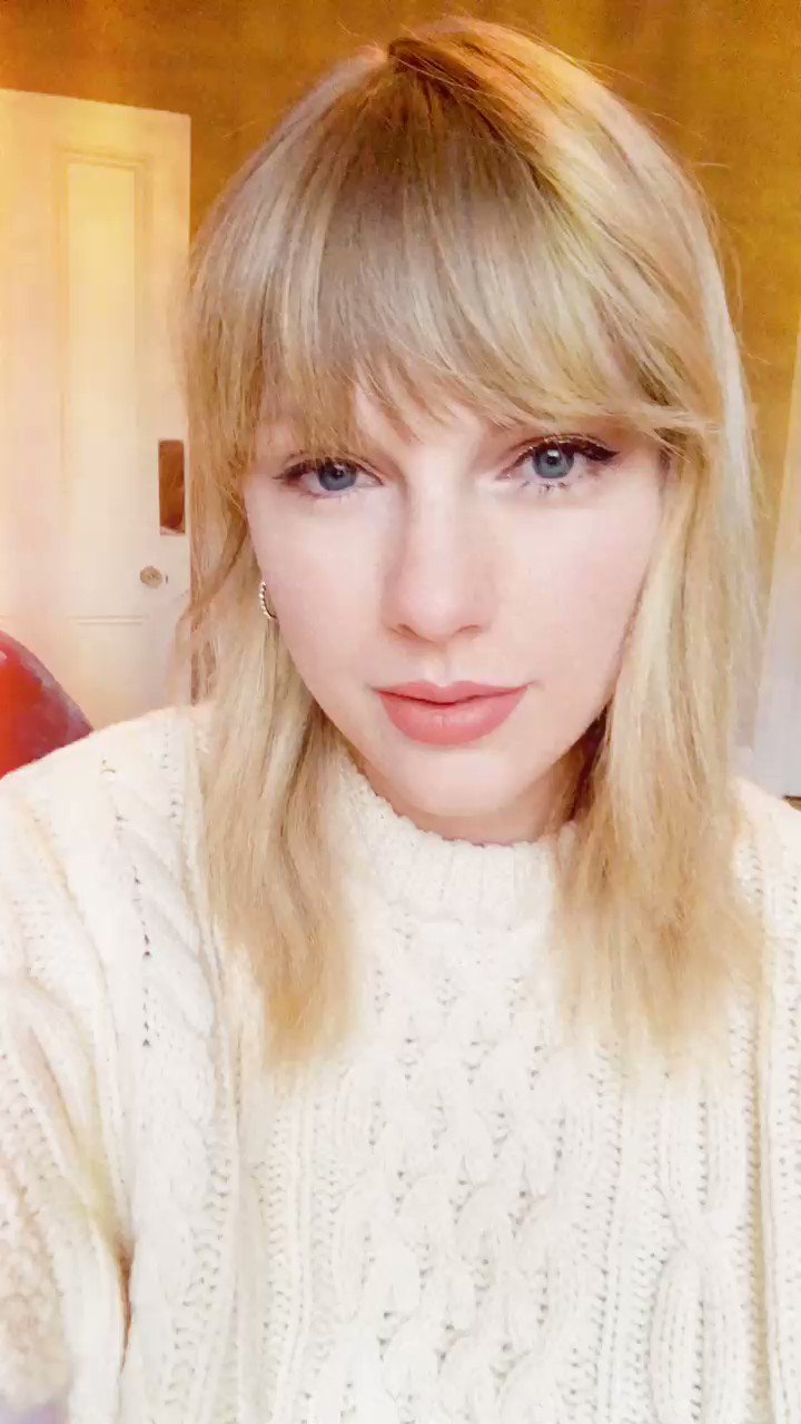 Stephanie Abrams (Stephaniebrams) / Twitter