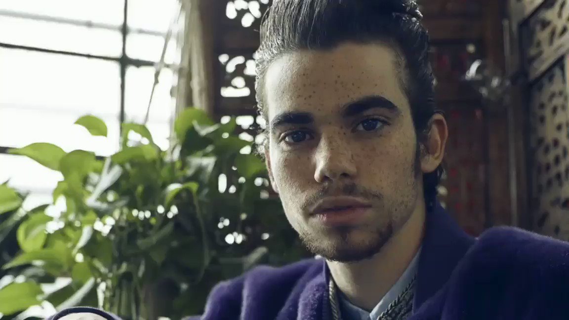 A The Cameron Boyce Foundation se uniu a Epilepsy Foundation e a SUDEP Institute para uma campanha de conscientização sobre a morte inesperada pela epilepsia, o qual Cameron foi vítima. Acesse: http://www.knowsudepnow.org e doe!