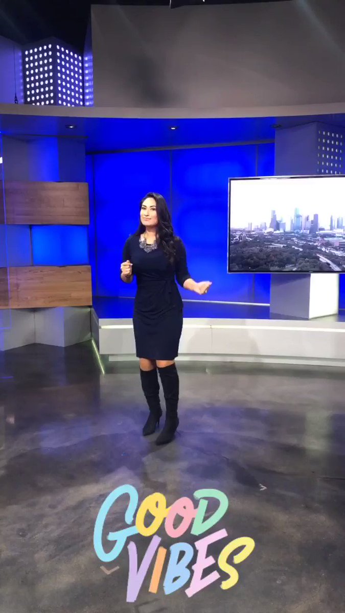 When you try to get your #Selena on but your #coAnchor @ChauncyOnTV jumps in! Hahaha #anythingForSalinas #Selenaquintanilla #queenOfTejano #SelenaForever #Lacarcacha #tvanchor