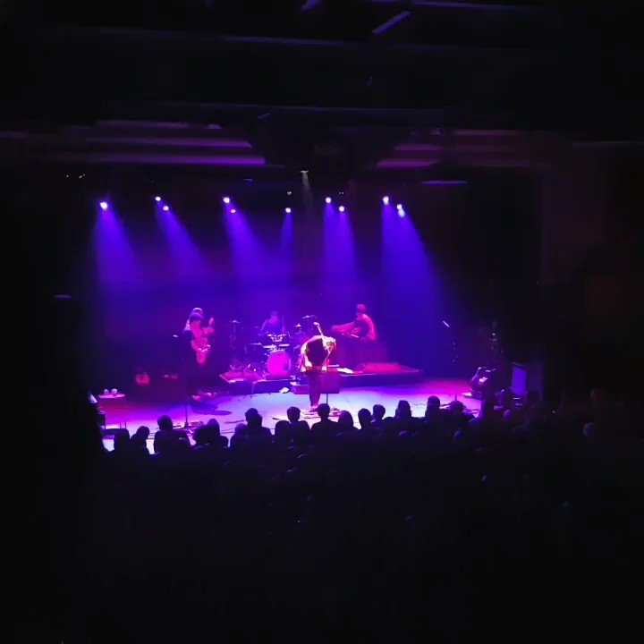Sophie (@Sophie__84) on Twitter photo 14/11/2019 14:51:40 @gomeztheband Cheers! What a treat that was. Come back to Brissie soon. @gomeztheband Cheers! What a treat that was. Come back to Brissie soon.