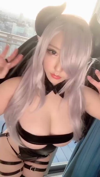 コスプレイヤーサクのTwitter動画2
