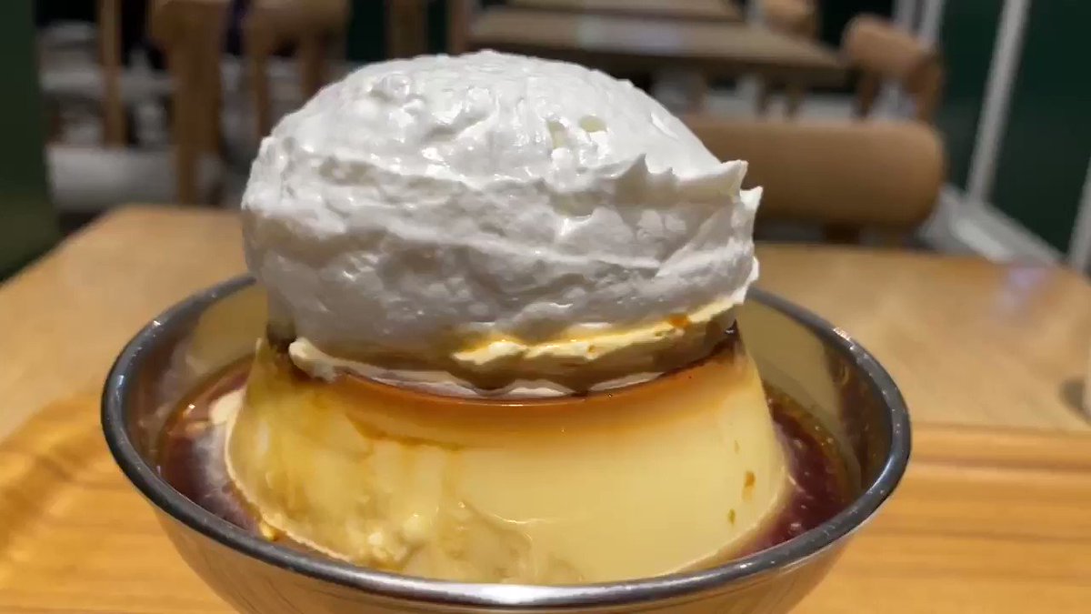 東京都にあるお店「ネオ喫茶 KING」の「平飼い卵の濃厚プリン」が最高！