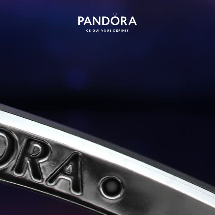 💎 Êtes-vous prête?! Voici notre #CollectionDesFêtes, célébrant l’intemporalité de l’univers et la fascination qu’elle suscite! Venez la découvrir en boutique!✨#Holidays #Fêtes #Pandora #JaimePandora #PandoraQuebec #Pandorabijoux #Pandoralove #Pandorastyle #PandoraQc